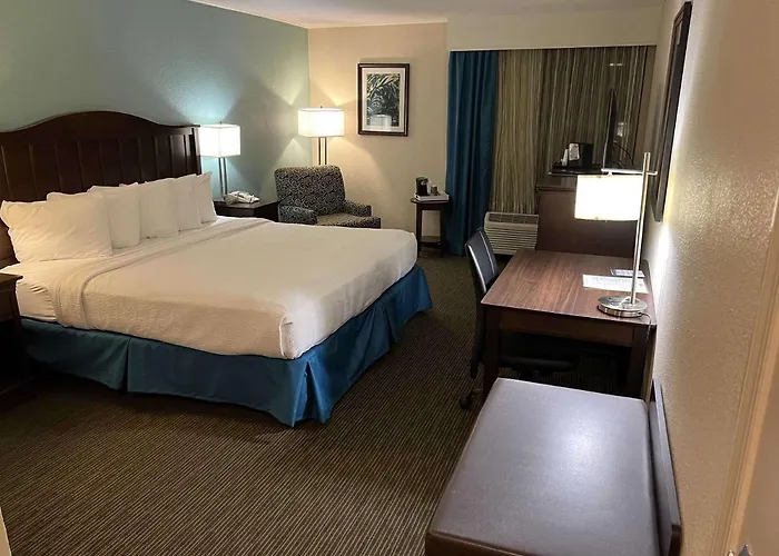 Best Western Williamsburg Historic District