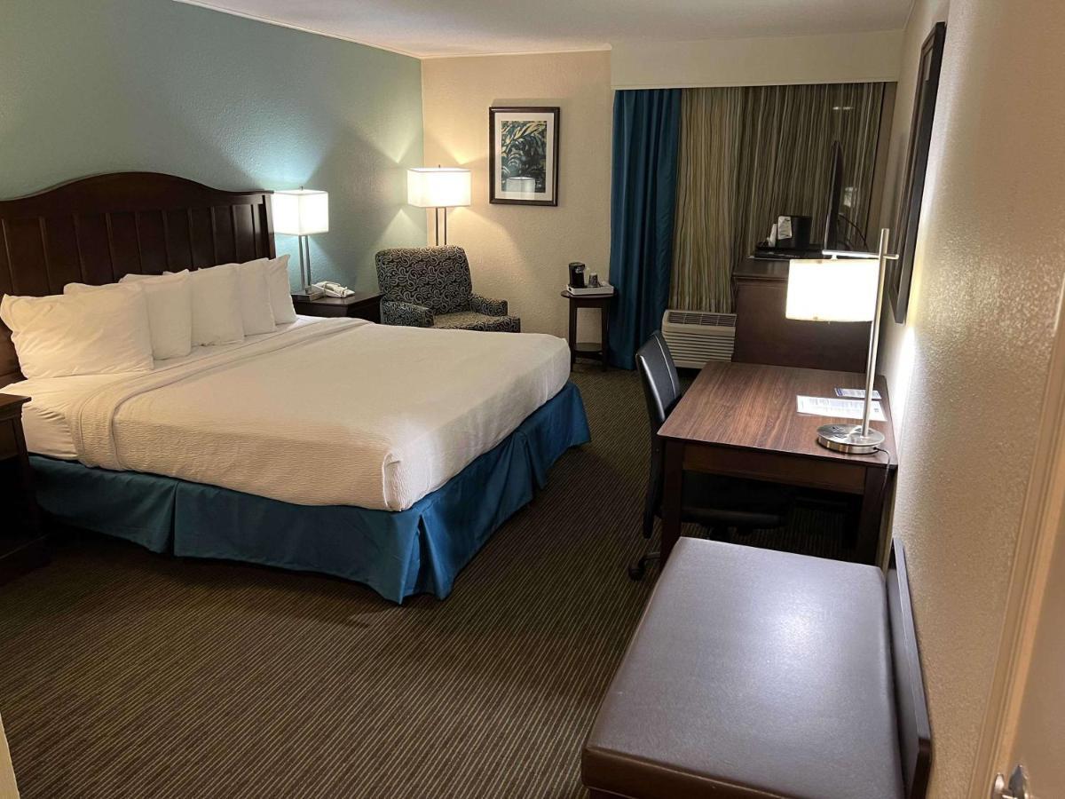 Hotel Western Historic District 3*